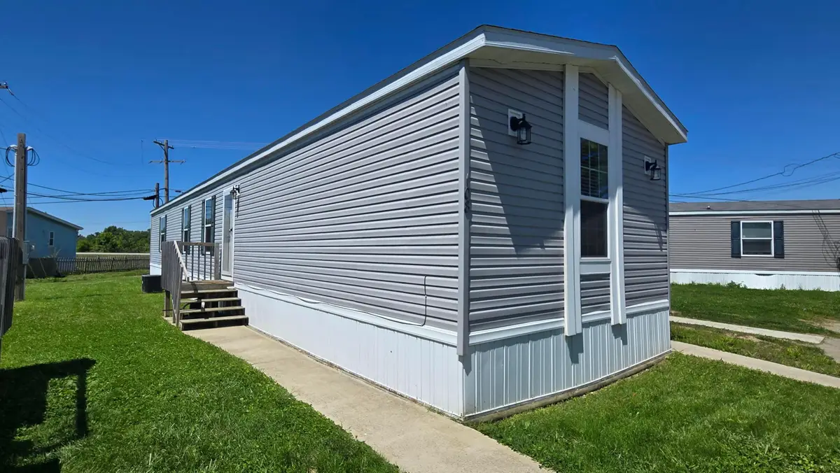10610 E State Route 762, Lockbourne, OH 43137 - #1