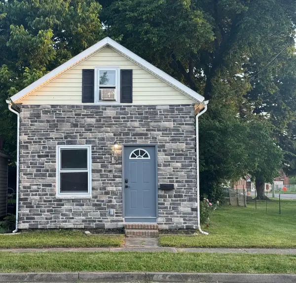 207 E Mill Street, Circleville, OH 43113