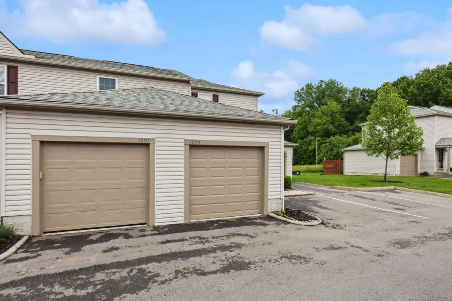 1699 Ridgebury Drive, Hilliard, OH 43026 - #3