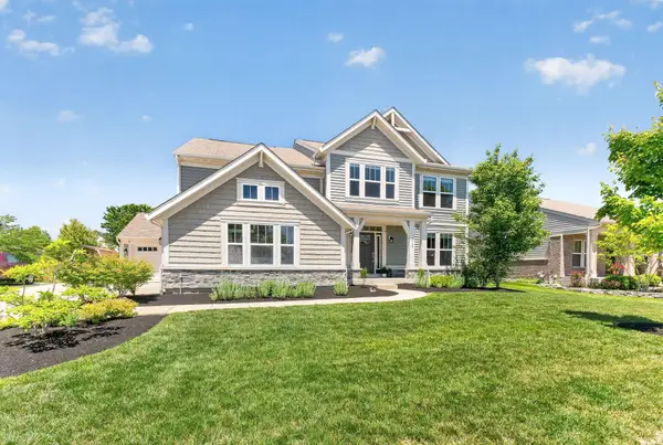 1449 Adena Pointe Drive, Marysville, OH 43040