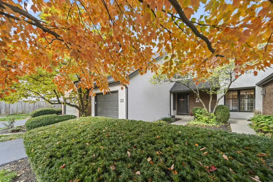 6752 Willow Grove Place E, Dublin, OH 43017 - #3