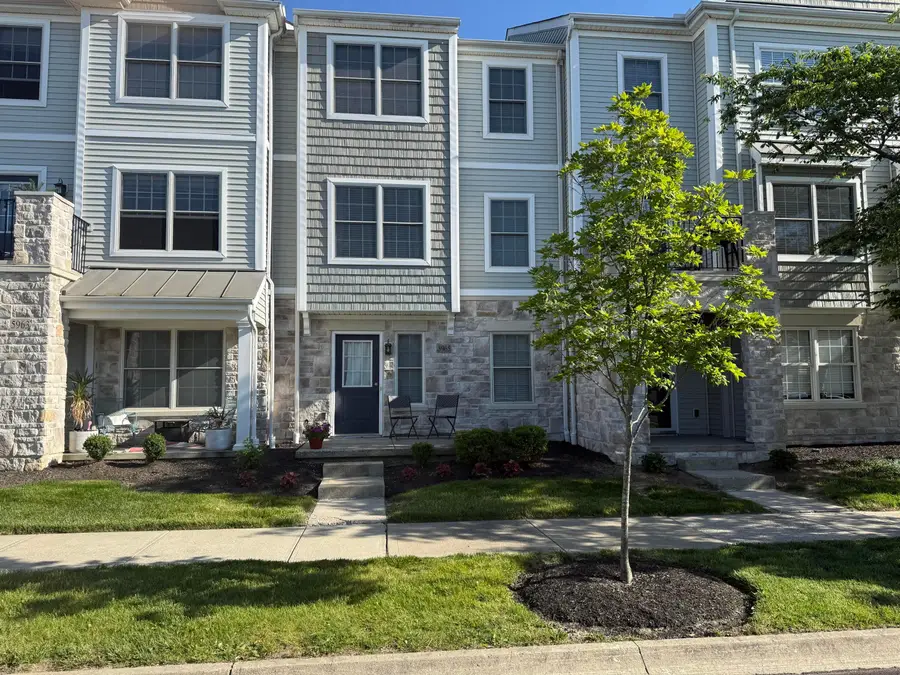 5965 Canyon Creek Drive, Dublin, OH 43016 - #3