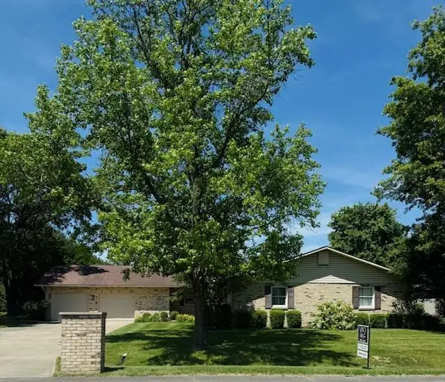 1421 Clubwood, Washington Court House, OH 43160 - #1