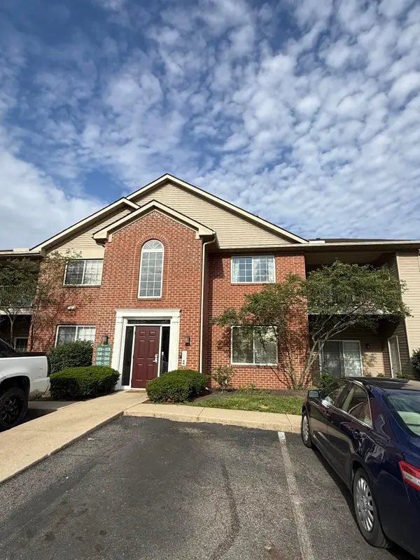 1852 Berrancher, Columbus, OH 43228