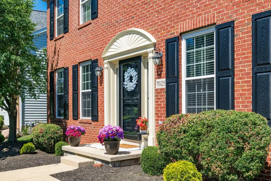 7025 Scioto Chase Boulevard, Powell, OH 43065 - #2