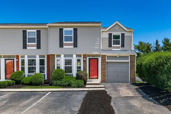 916 Worthington Woods Boulevard, Columbus, OH 43085