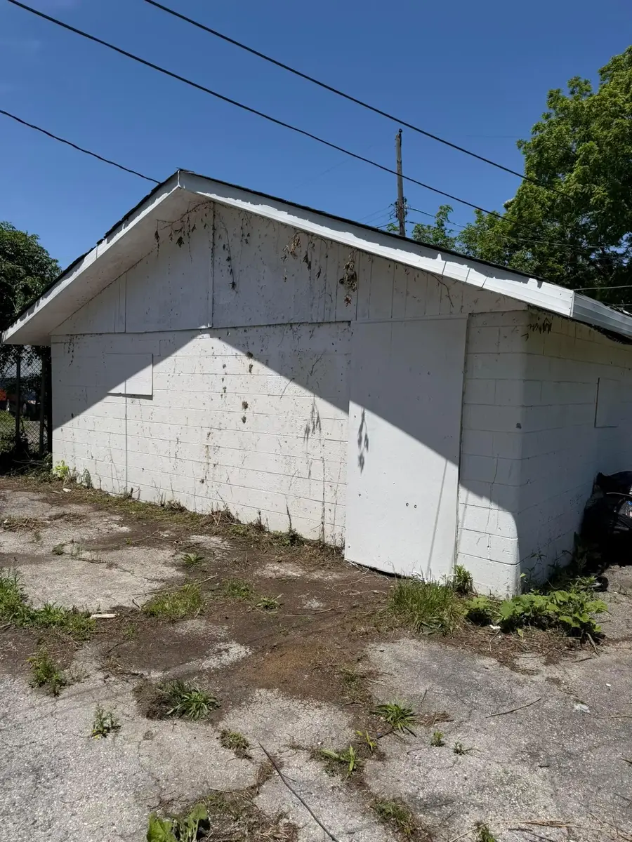 1674 E Hudson Street, Columbus, OH 43211 - #3