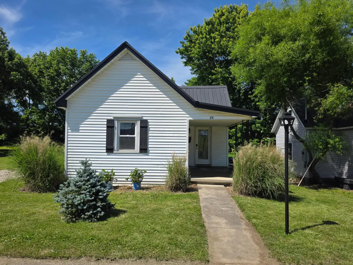 25 E 10th Street, Wellston, OH 45692 - #1