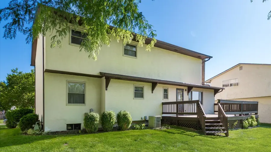 6933 Nocturne Road N, Reynoldsburg, OH 43068 - #2