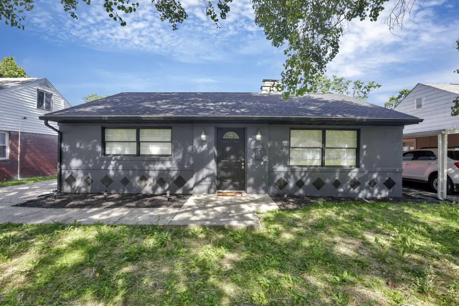 86 N Ashburton, Columbus, OH 43213 - #2