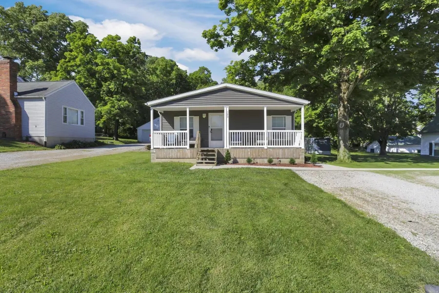 123 E South Street, Lithopolis, OH 43136 - #2