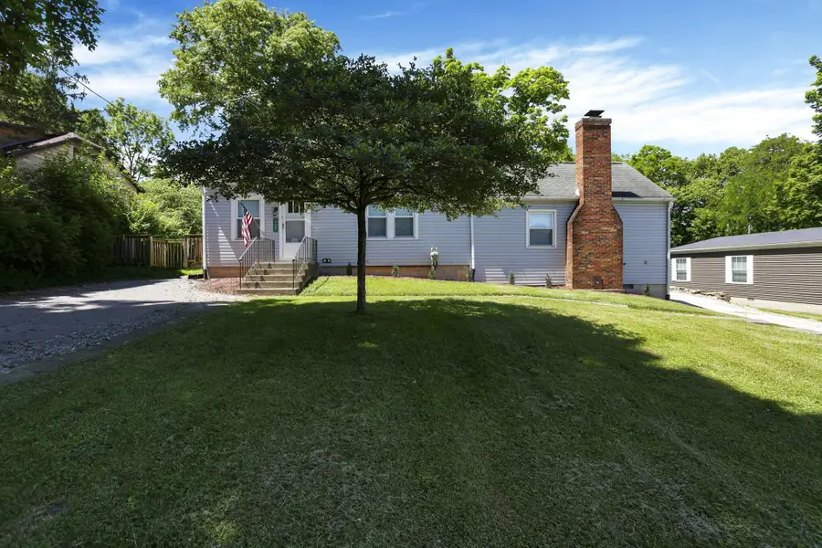 133 E South Street, Lithopolis, OH 43136 - #2