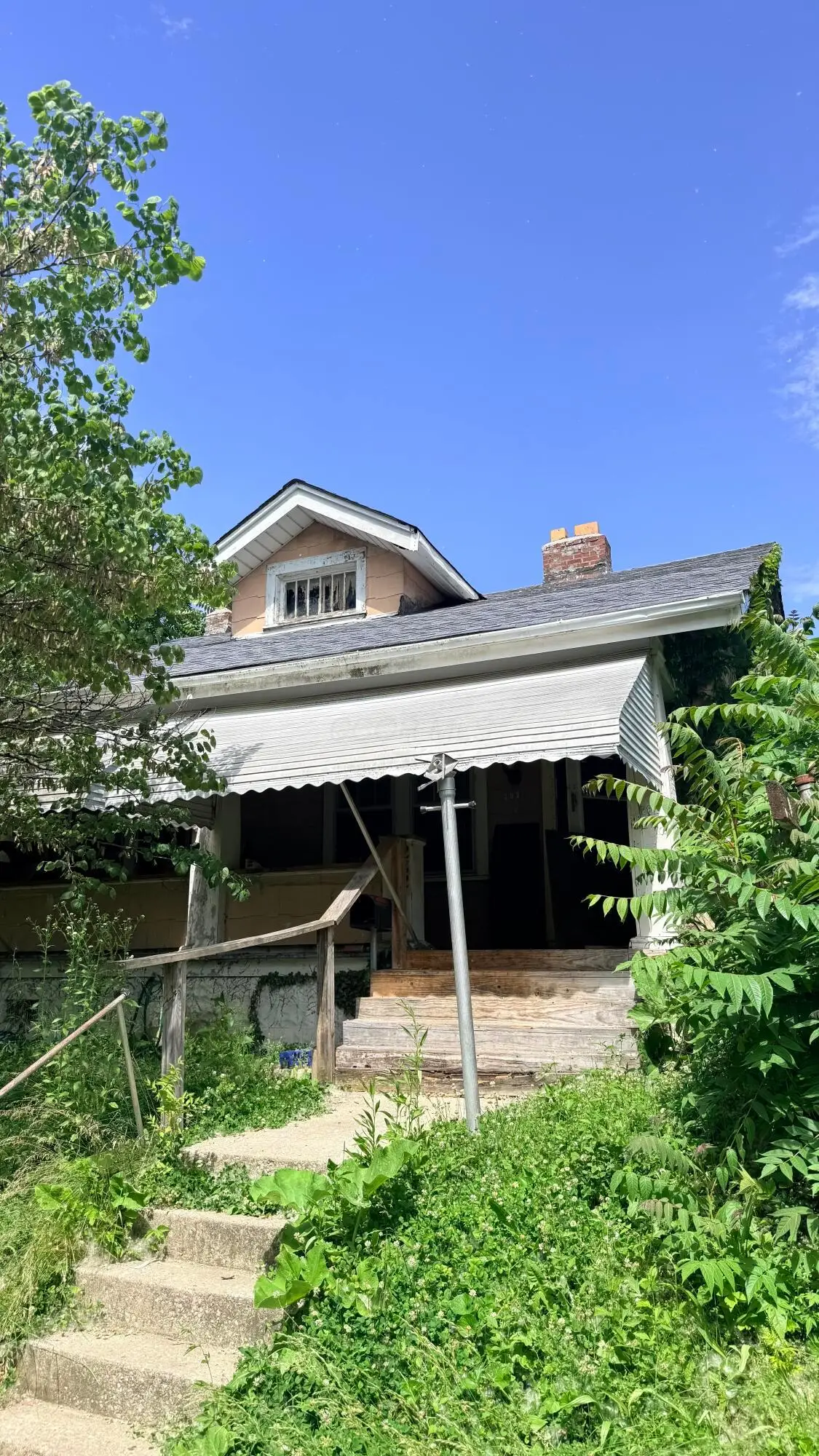 282 N Oakley Avenue, Columbus, OH 43204 - #1
