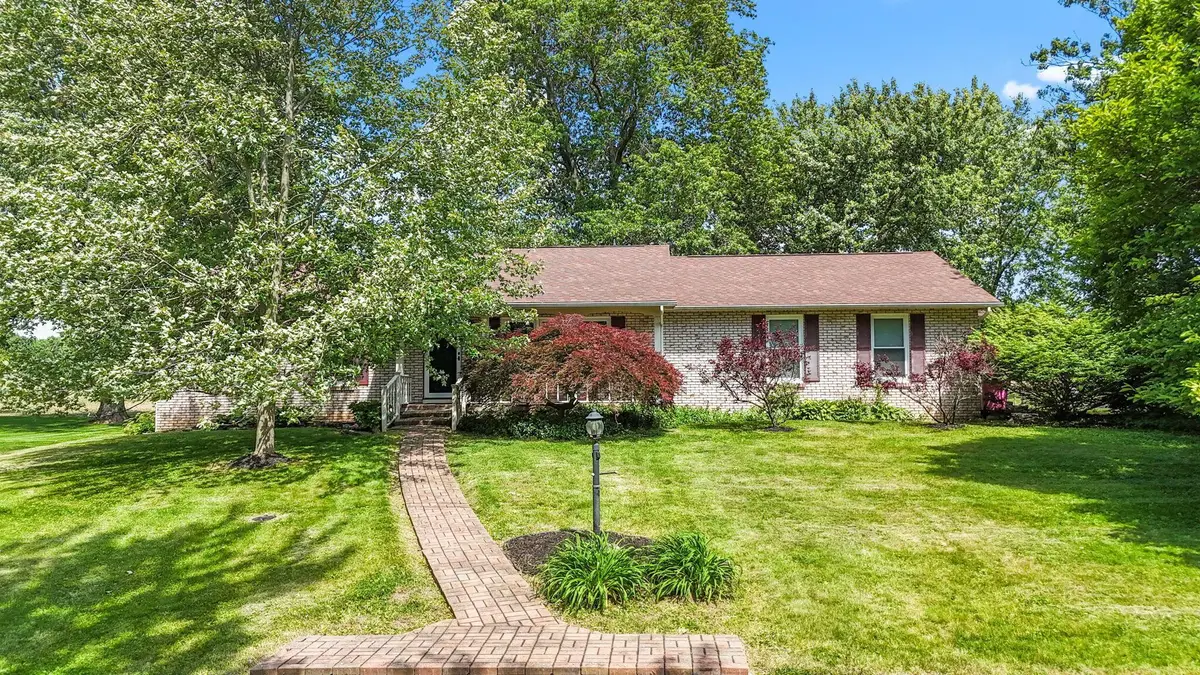 328 Darlene Street, Centerburg, OH 43011 - #1