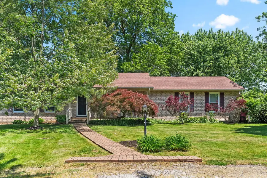 328 Darlene Street, Centerburg, OH 43011 - #2