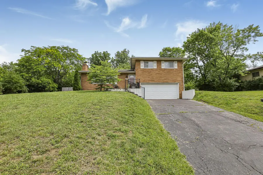 3250 Darracq Circle, Columbus, OH 43223 - #2