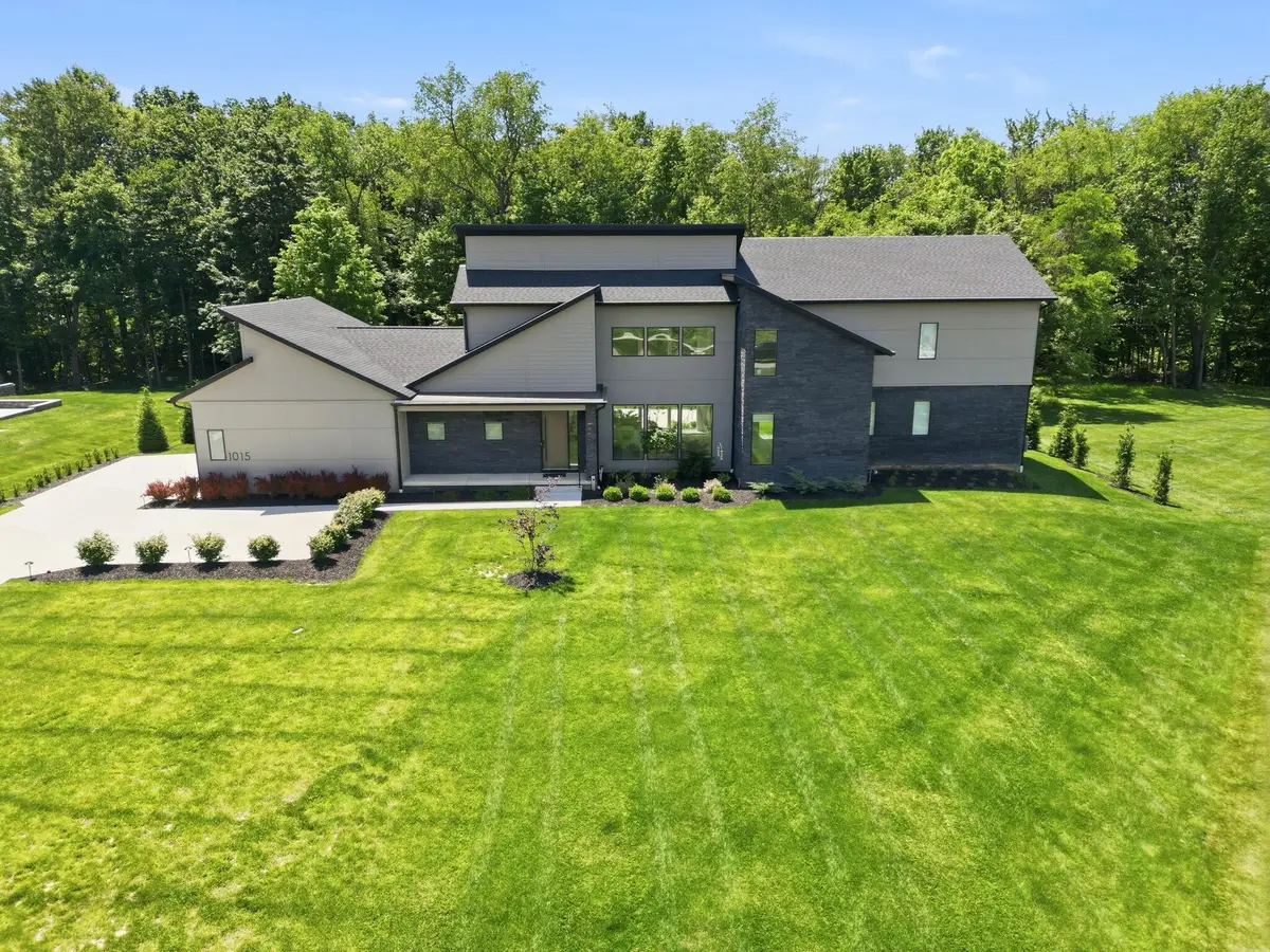 1015 Lale Point, Delaware, OH 43015 - #1
