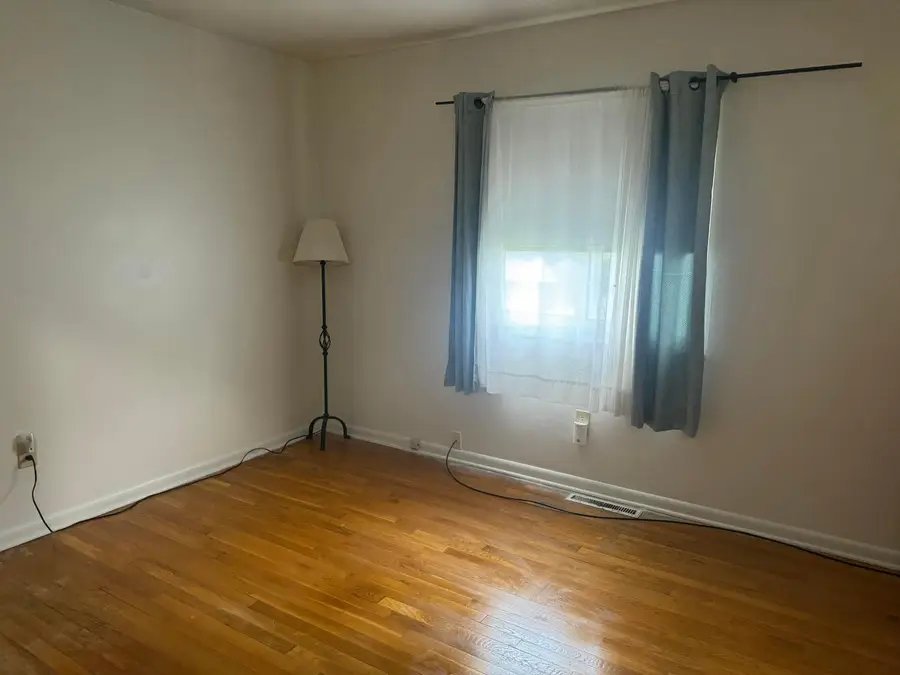 1587 Deporres Drive, Columbus, OH 43219 - #3