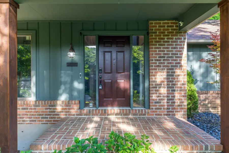 305 Braewood Lane, Chillicothe, OH 45601 - #3