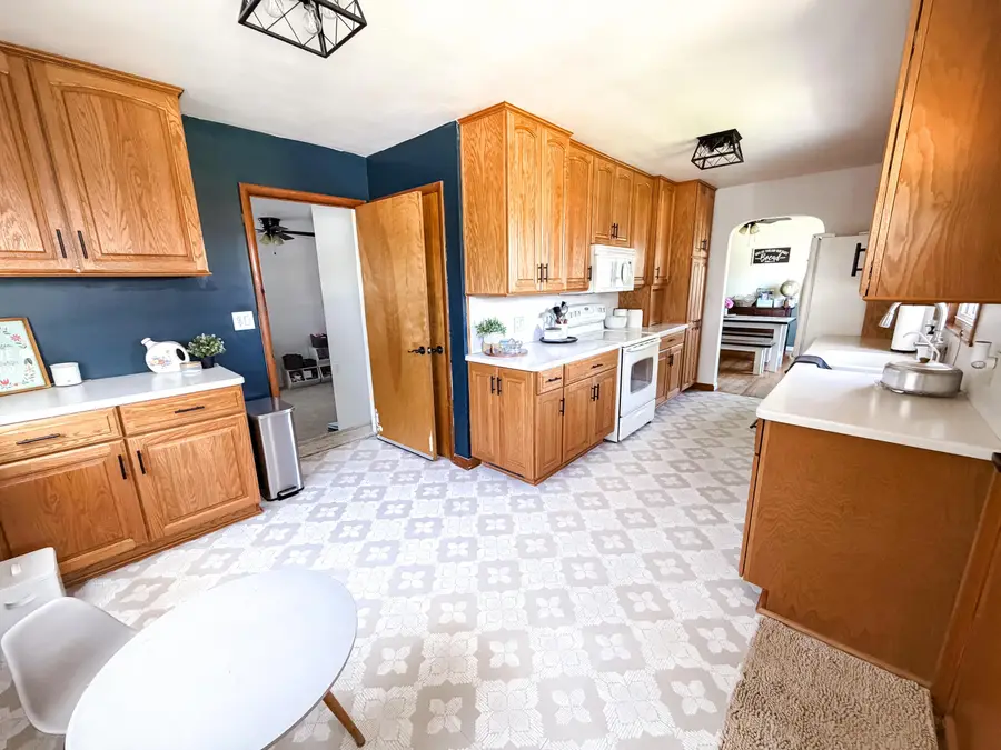 17863 Coshocton Road, Mount Vernon, OH 43050 - #2