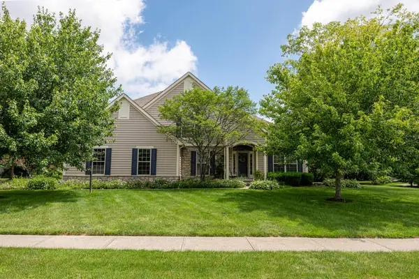 2447 Tucker Trail, Lewis Center, OH 43035