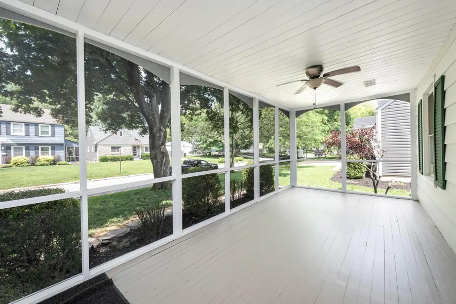 285 E Weisheimer Road, Columbus, OH 43214 - #2