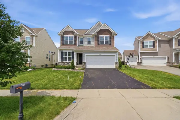 577 Carnaval Creek Drive, Blacklick, OH 43004