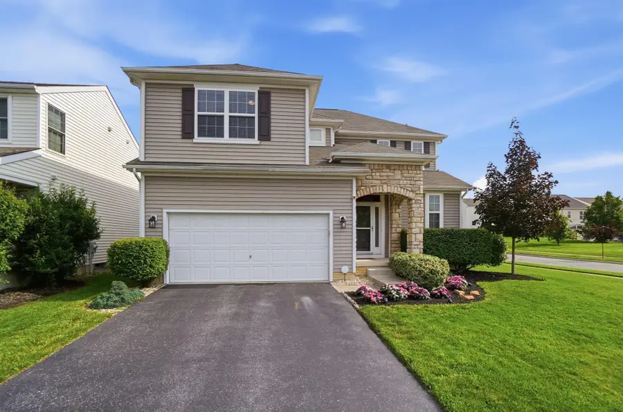 256 Olentangy Meadows Drive, Lewis Center, OH 43035 - #2