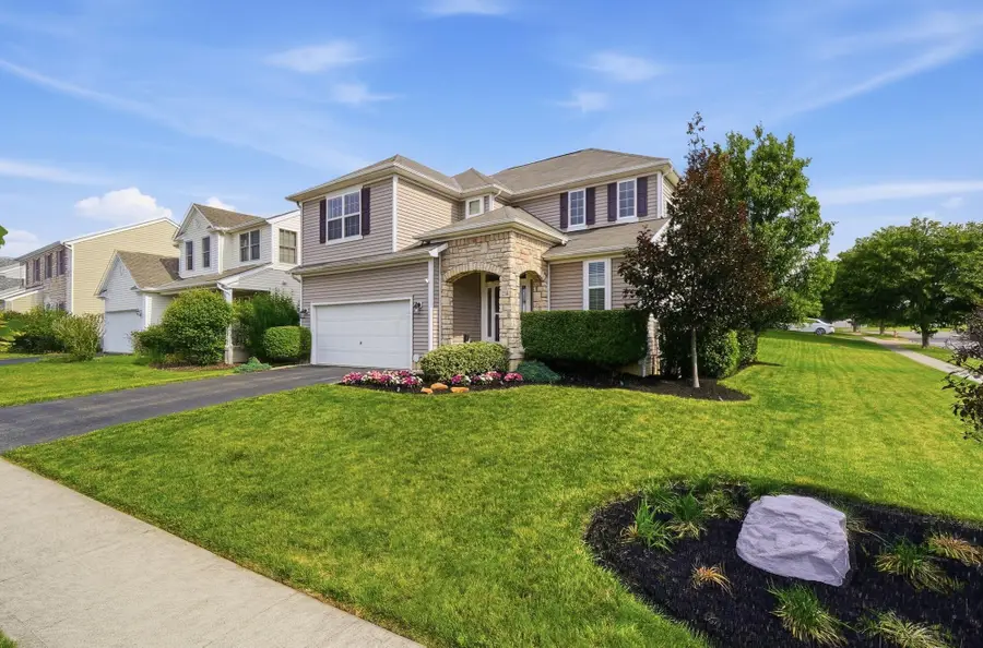 256 Olentangy Meadows Drive, Lewis Center, OH 43035 - #3