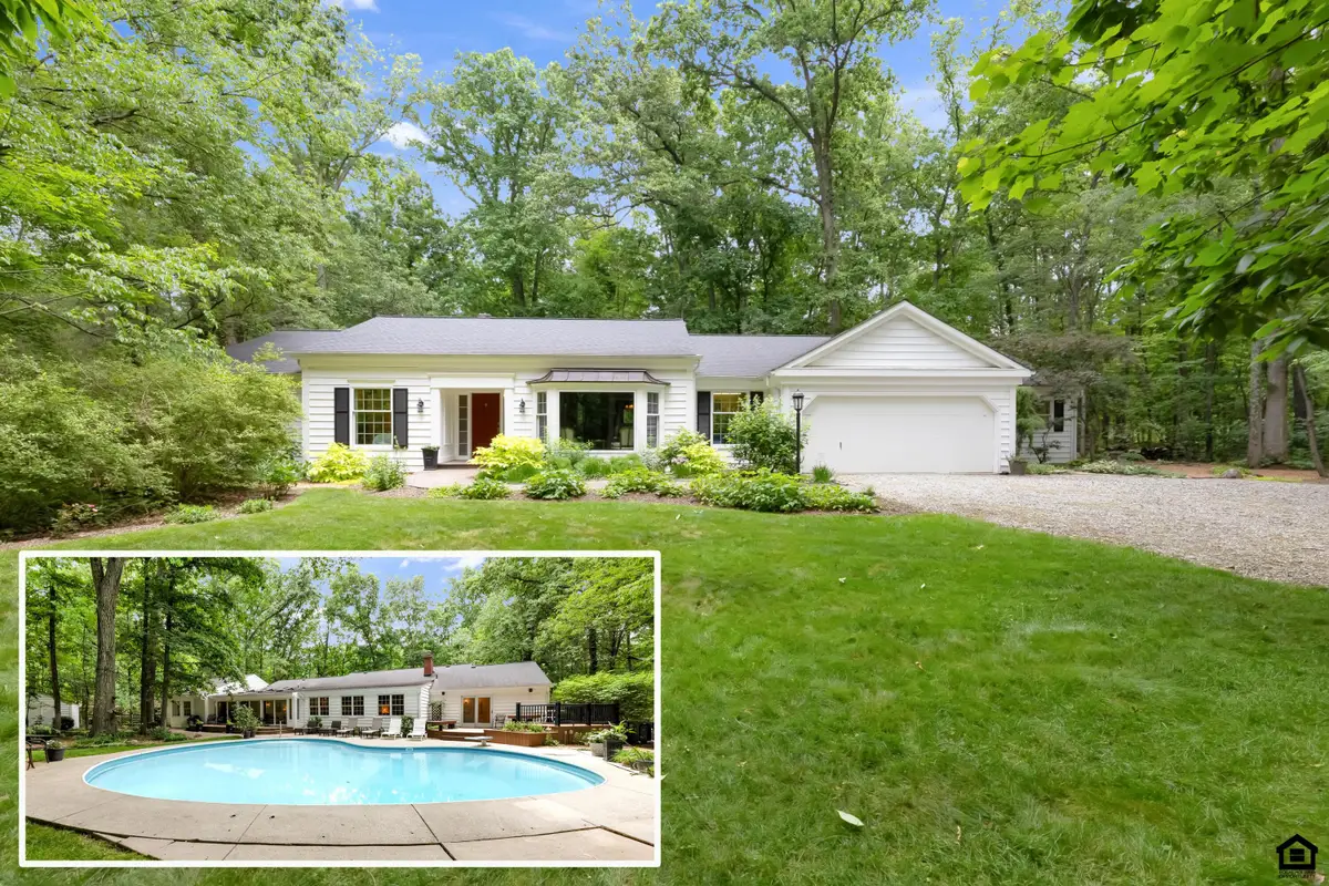 9291 Robinhood Circle, Westerville, OH 43082 - #1