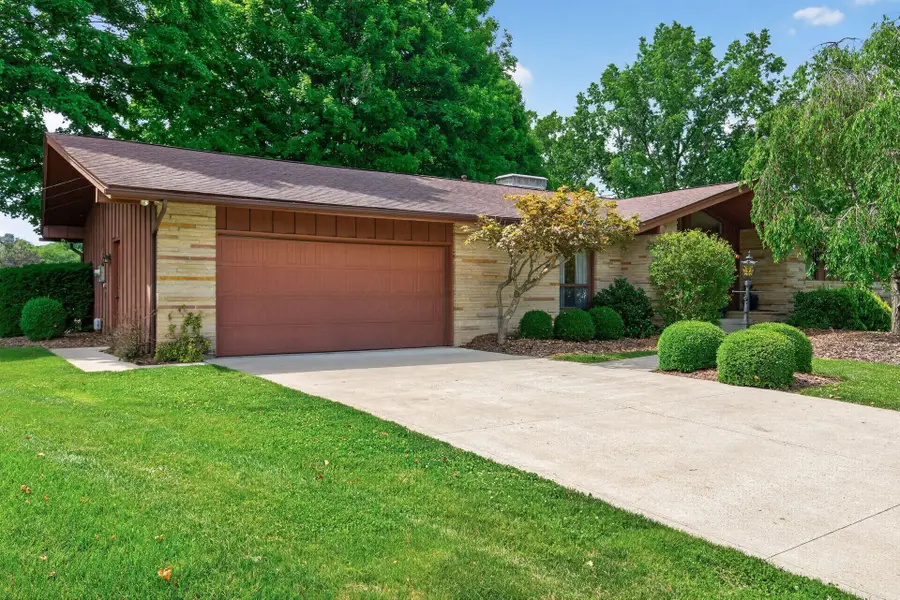 1115 Hilltop Drive, Newark, OH 43055 - #3
