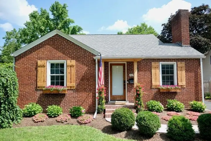 2698 Ruhl Avenue, Columbus, OH 43209 - #2
