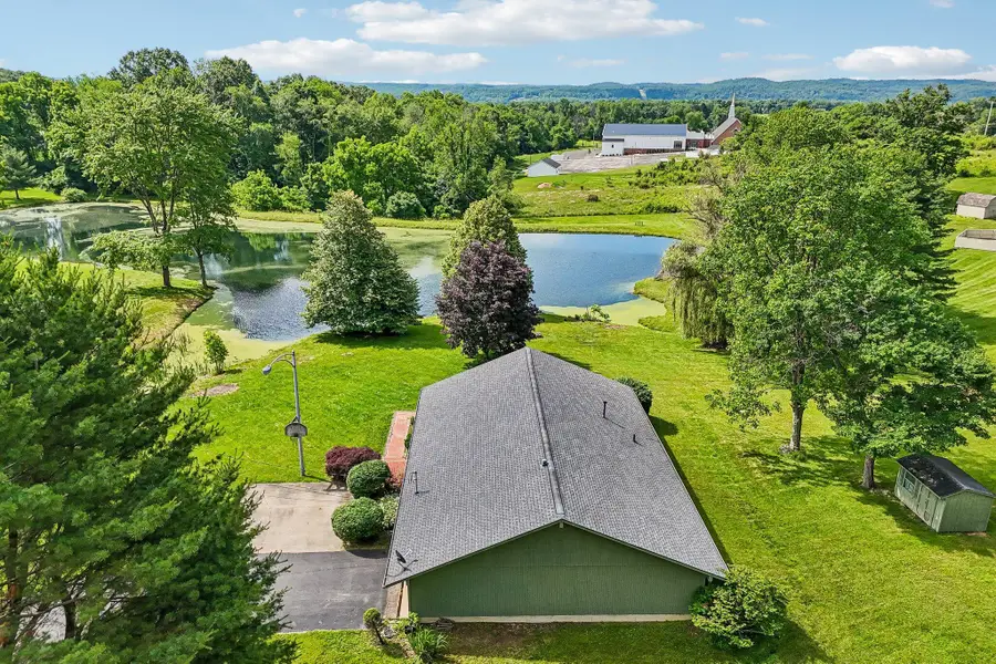 72 Briarwood Drive, Newark, OH 43055 - #3