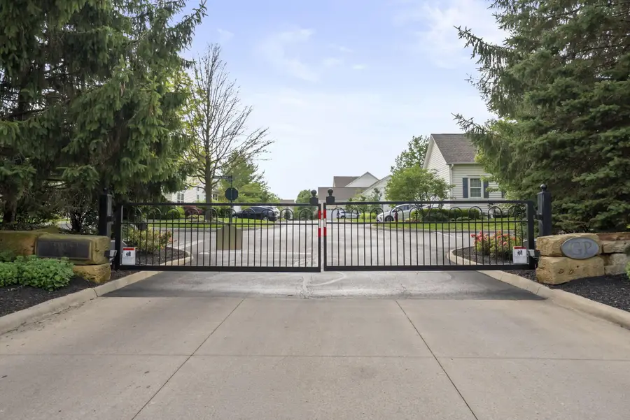 5525 Chelsea Park Drive, Dublin, OH 43016 - #2