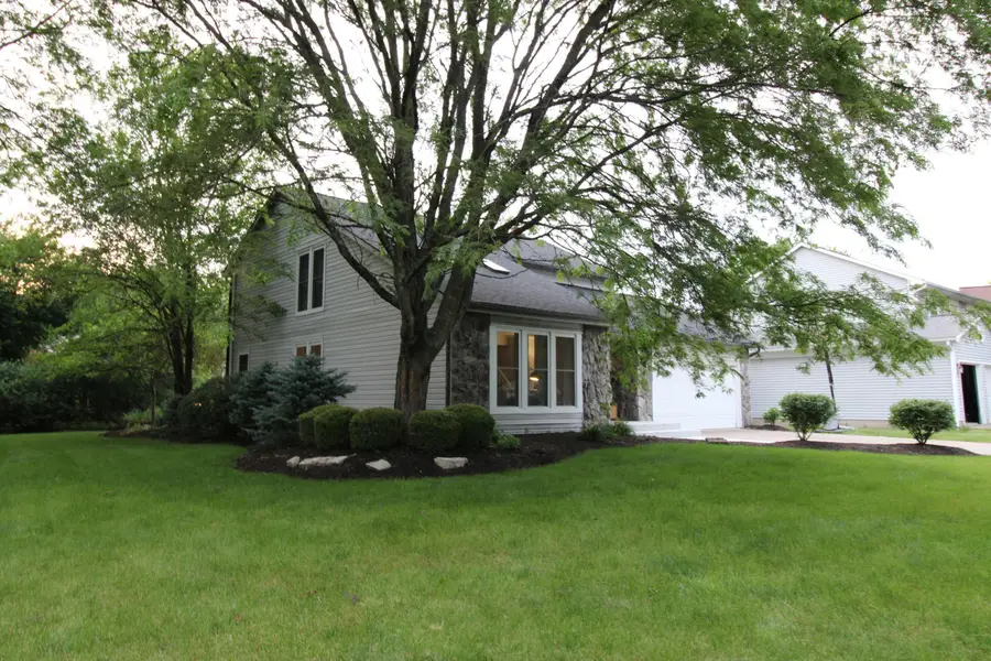 7201 Hopewell Street, Dublin, OH 43017 - #2