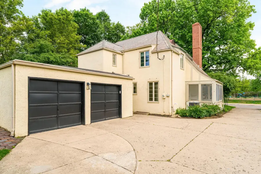 1741 Barrington Road, Upper Arlington, OH 43221 - #2