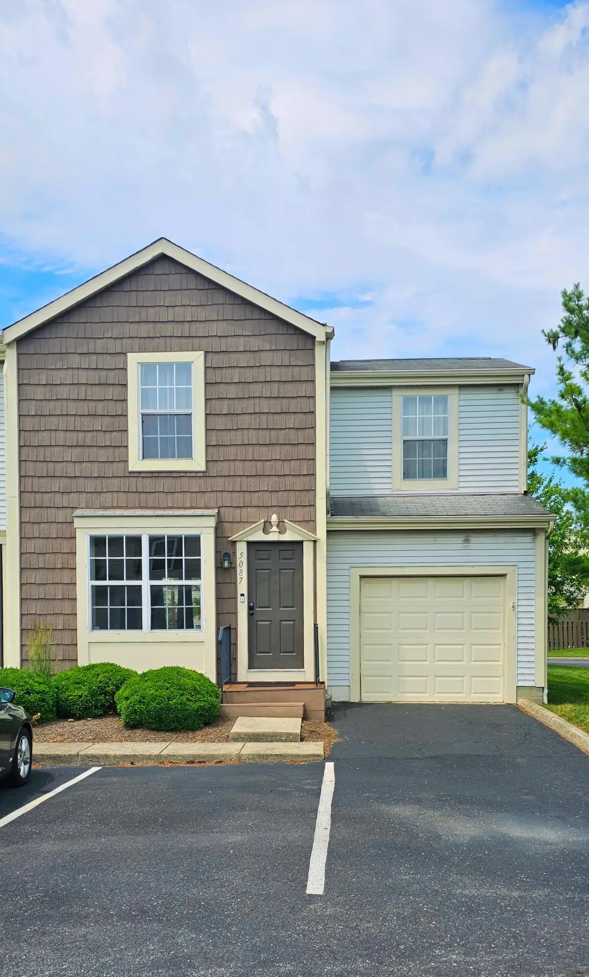 5087 Singleton Drive, Hilliard, OH 43026 - #1
