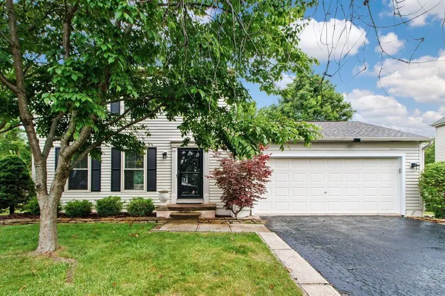 8959 Holquest Drive, Lewis Center, OH 43035 - #2
