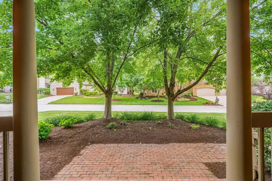 5864 Tarton Circle N, Dublin, OH 43017 - #3