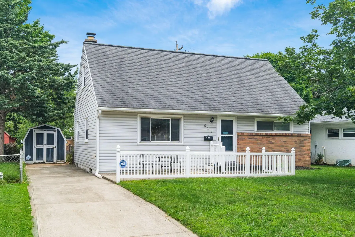 618 Savannah Drive, Columbus, OH 43228 - #1