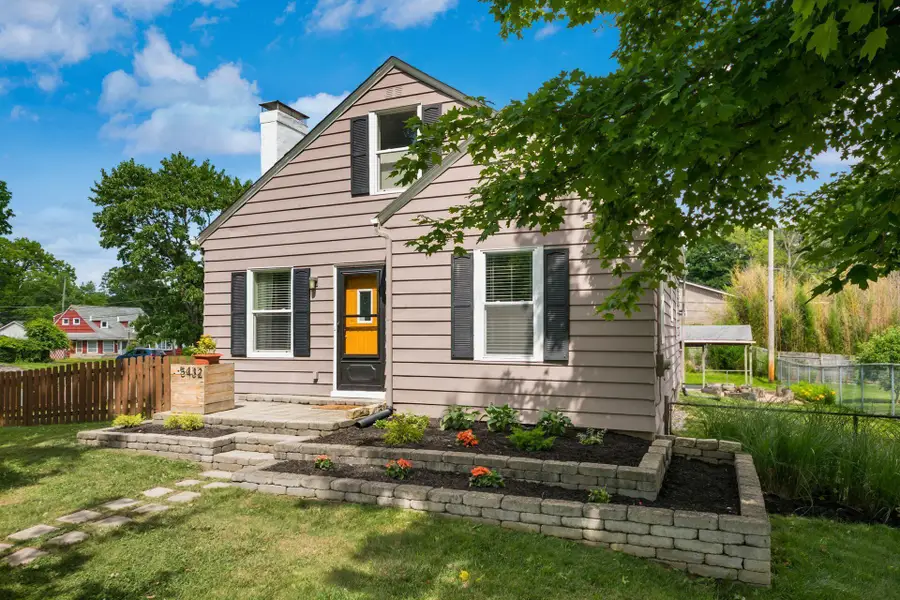 5432 Sharon Park Avenue, Columbus, OH 43214 - #2