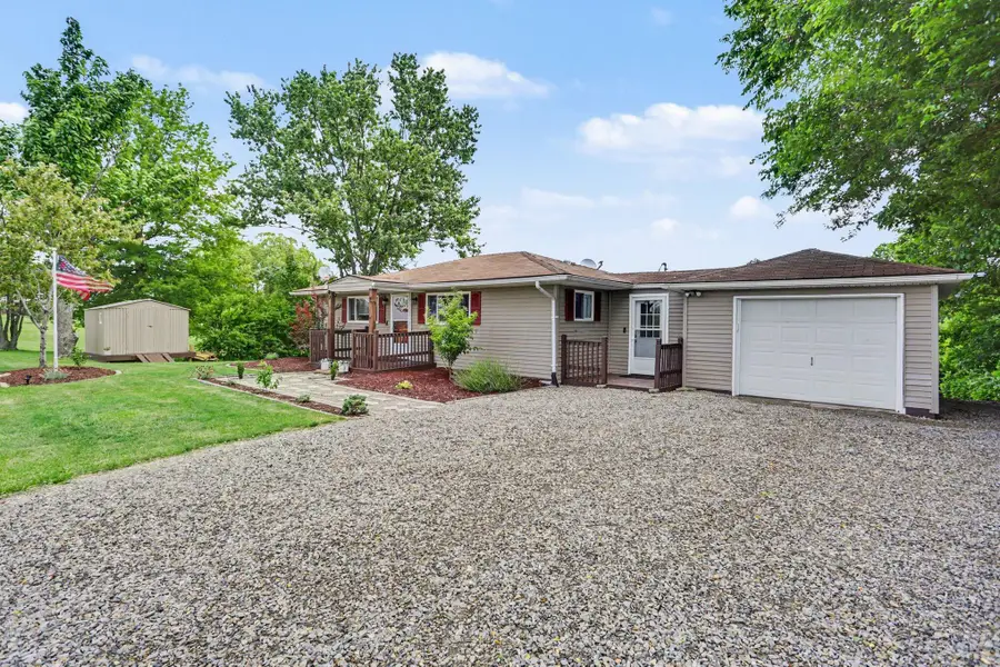 5300 Friendship Drive, New Concord, OH 43762 - #3