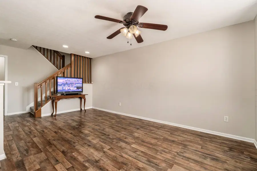 380 Oxford Oak Drive, Blacklick, OH 43004 - #3