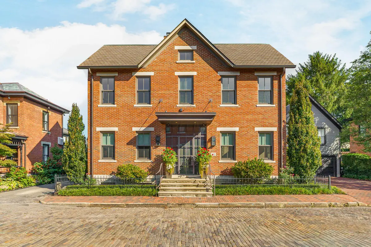 252 E Beck Street, Columbus, OH 43206 - #1