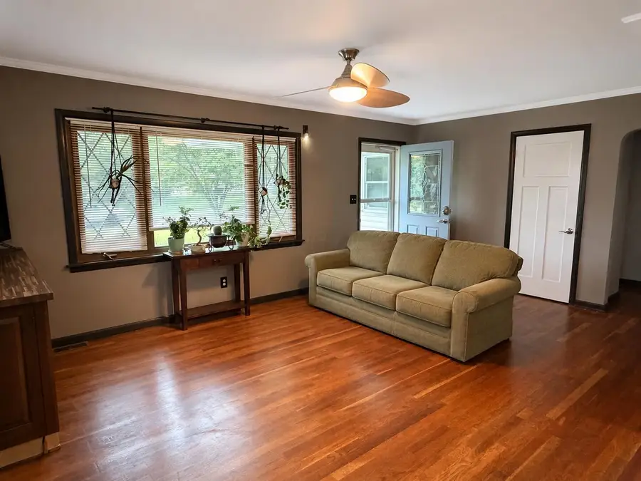 1238 Francisco Road, Columbus, OH 43220 - #2