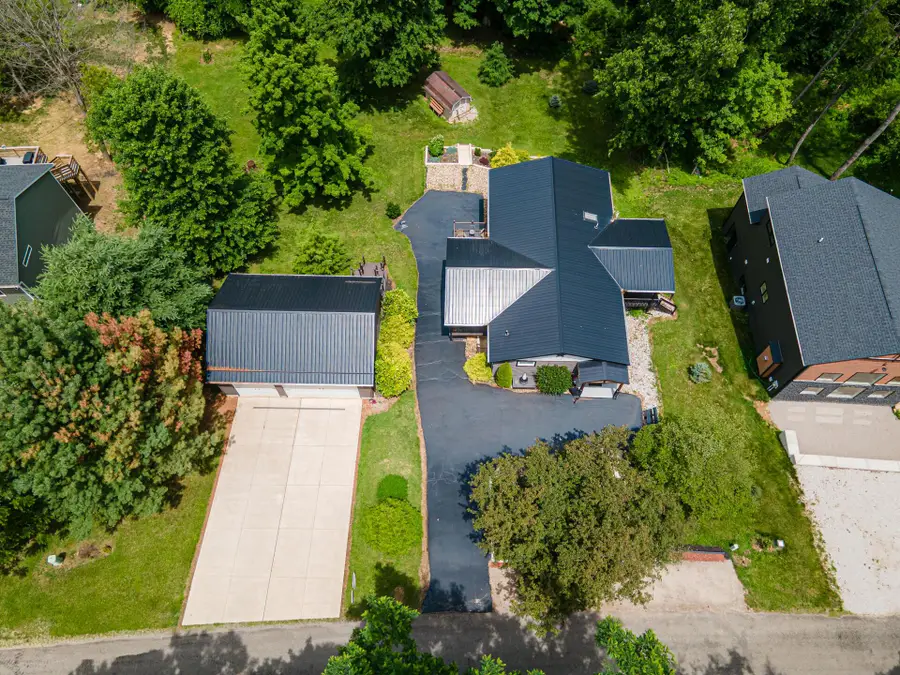 229 Green Valley Drive, Howard, OH 43028 - #3