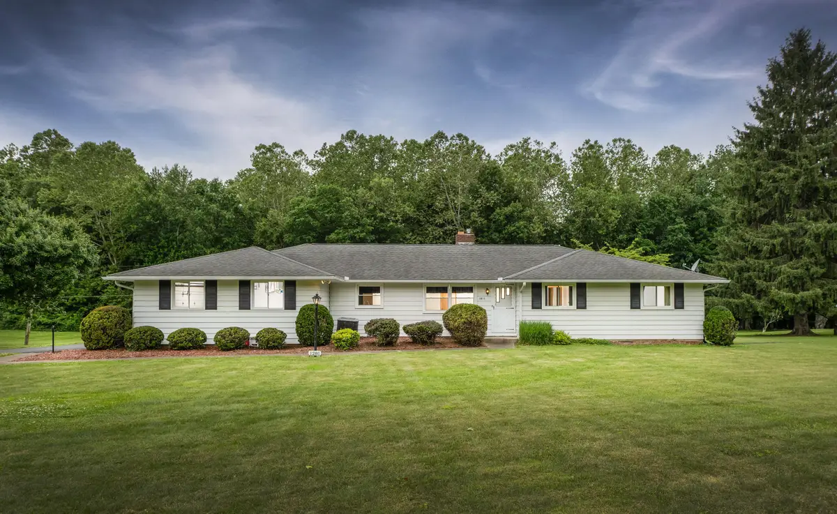 1281 Westwood Drive, Mount Vernon, OH 43050 - #1
