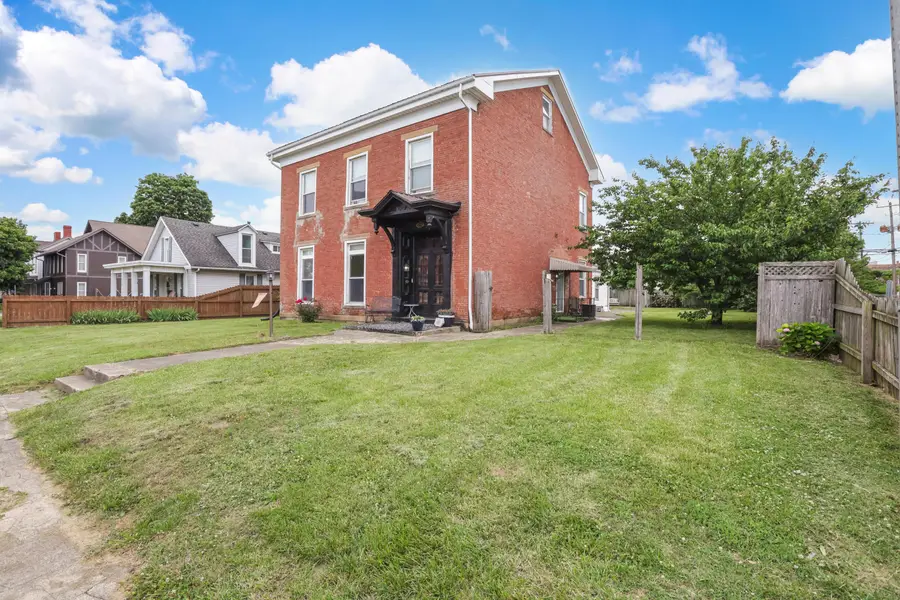 124 N Scioto Street, Circleville, OH 43113 - #2