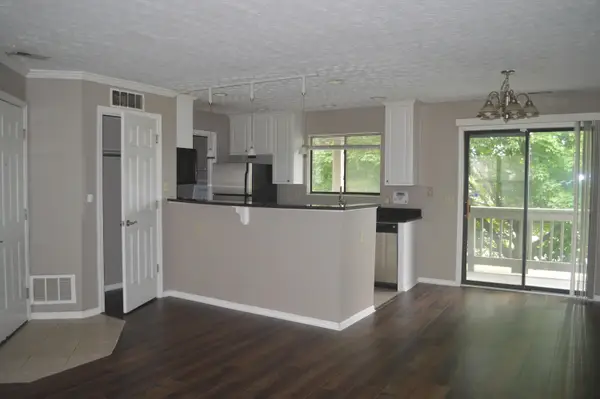 2744 Greystone Drive, Columbus, OH 43220