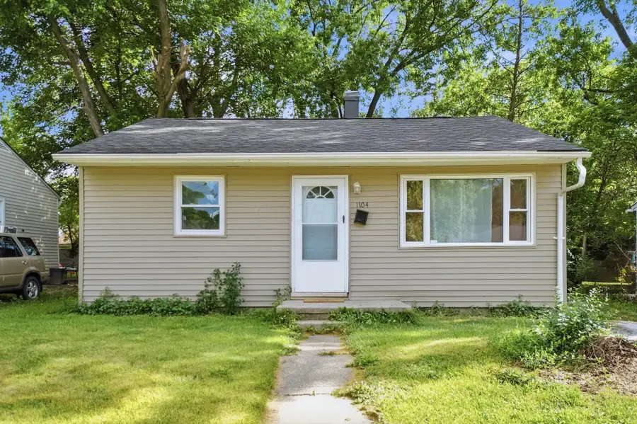 1104 Russell Avenue, Springfield, OH 45506 - #2